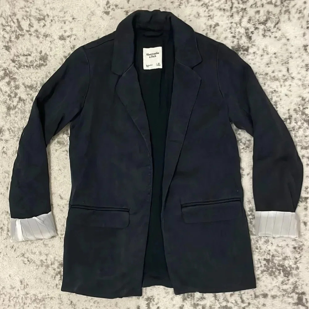 Abercrombie & Fitch The Drapey Blazer - Picture 3 of 15
